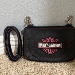 Harley-Davidson Black and Pink Crossbody Bag with Iconic Logo